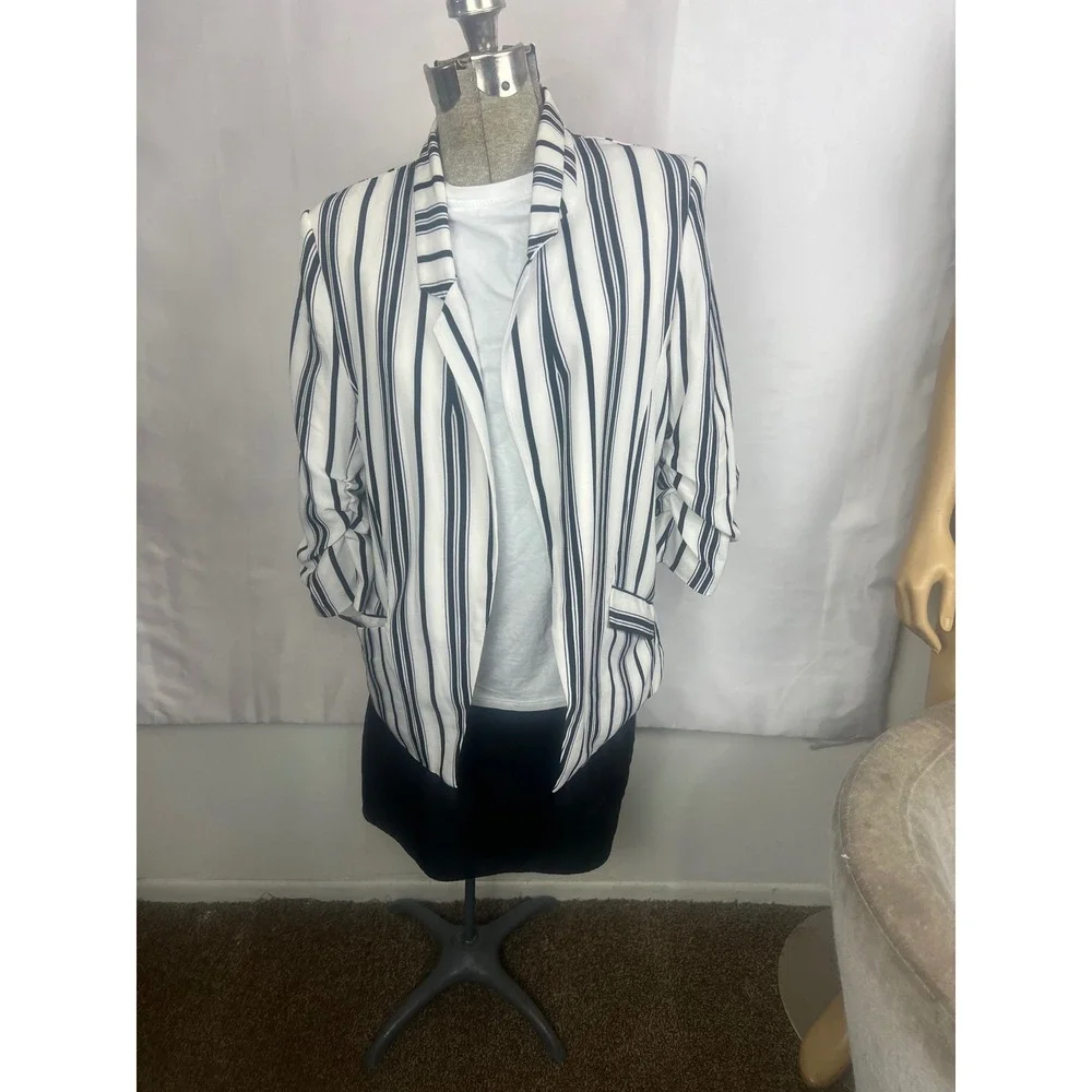 Endless Love Womens Striped Open Front Blazer Black White Ruched 3/4 Sleeve L‎
